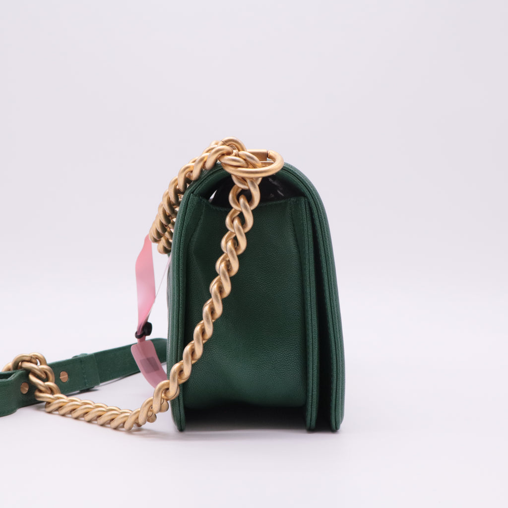 Caviar Quilted Medium Boy Flap Green twins