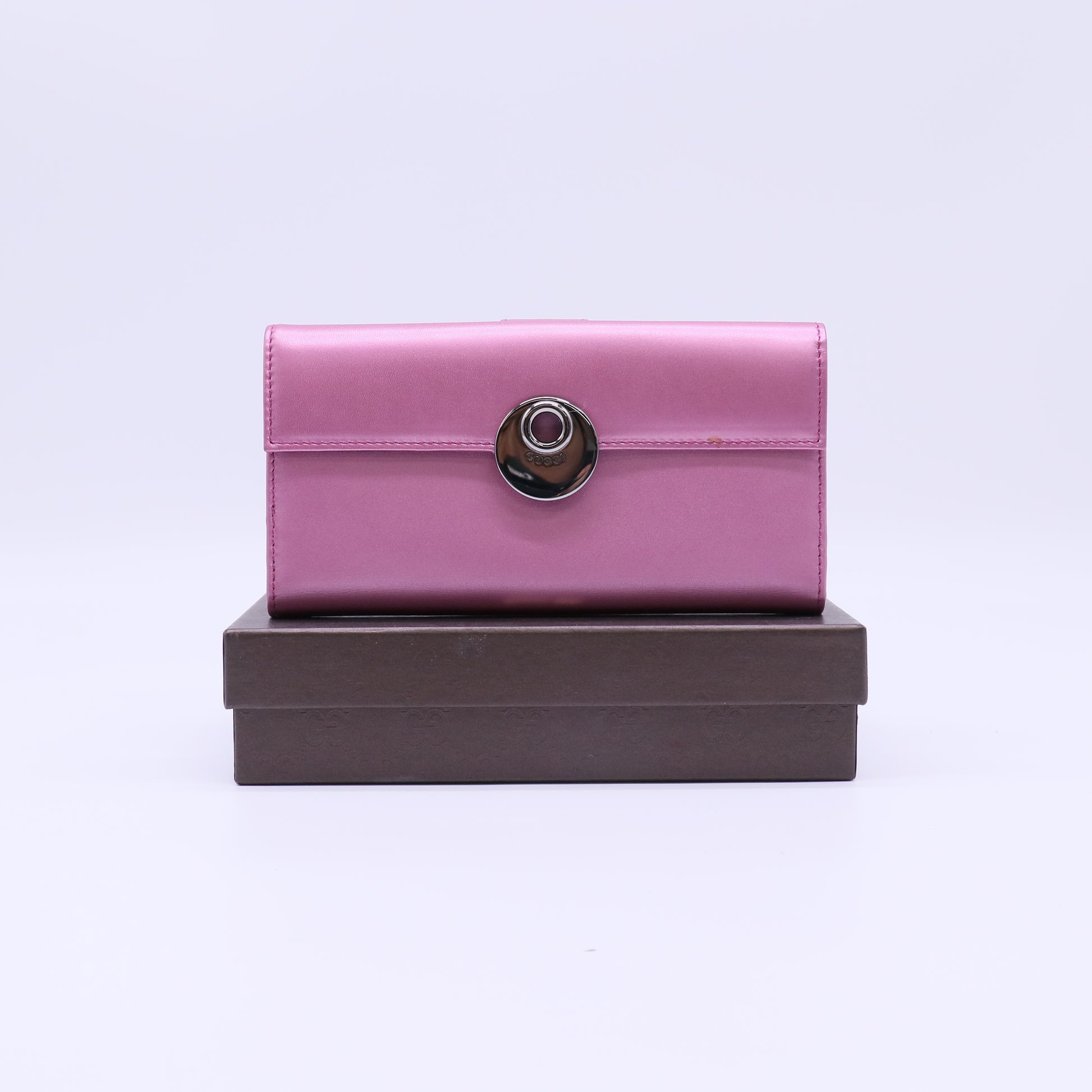 Gucci Silver Ring Lock Flap Wallet W22017