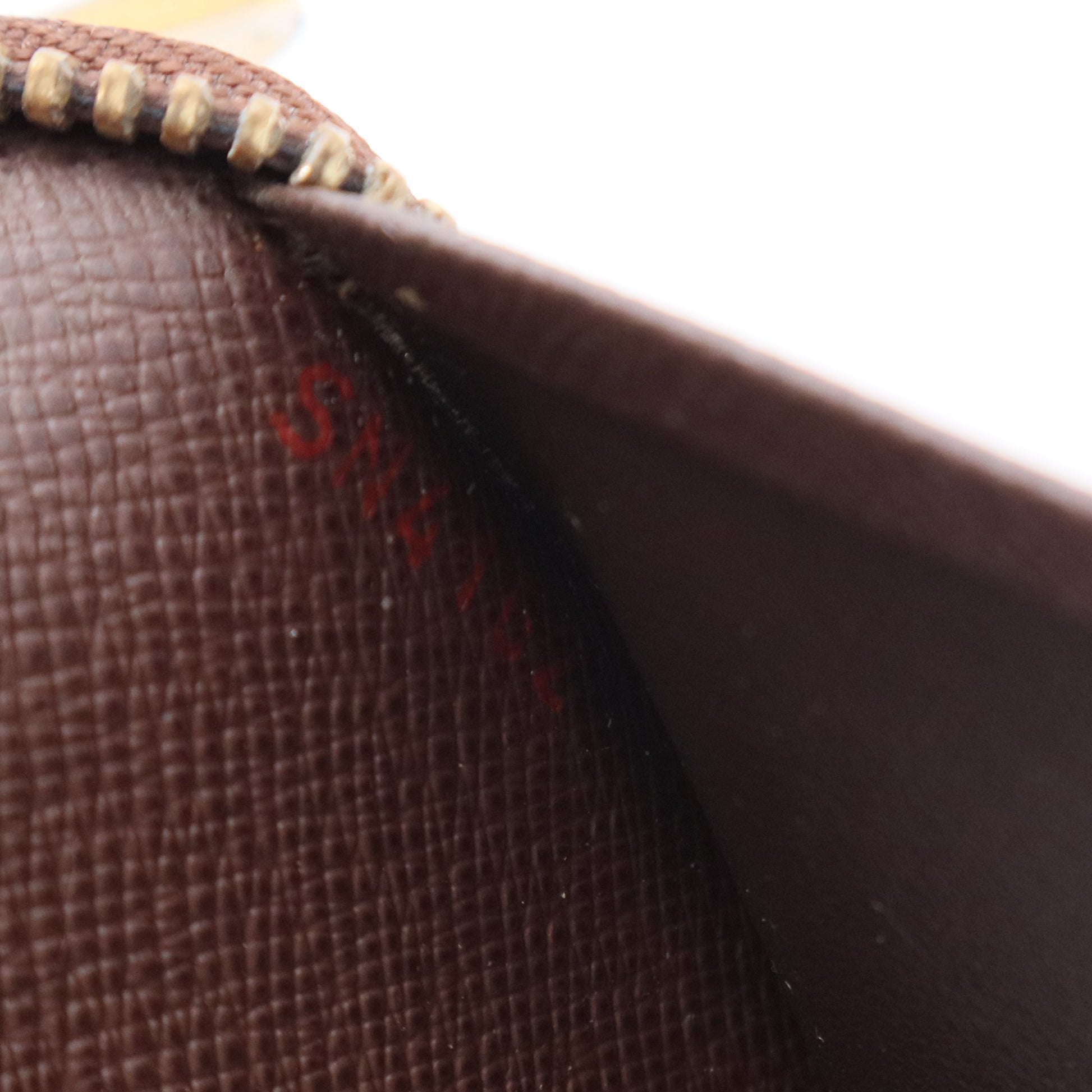 Zippy Wallet Damier Ebene Canvas