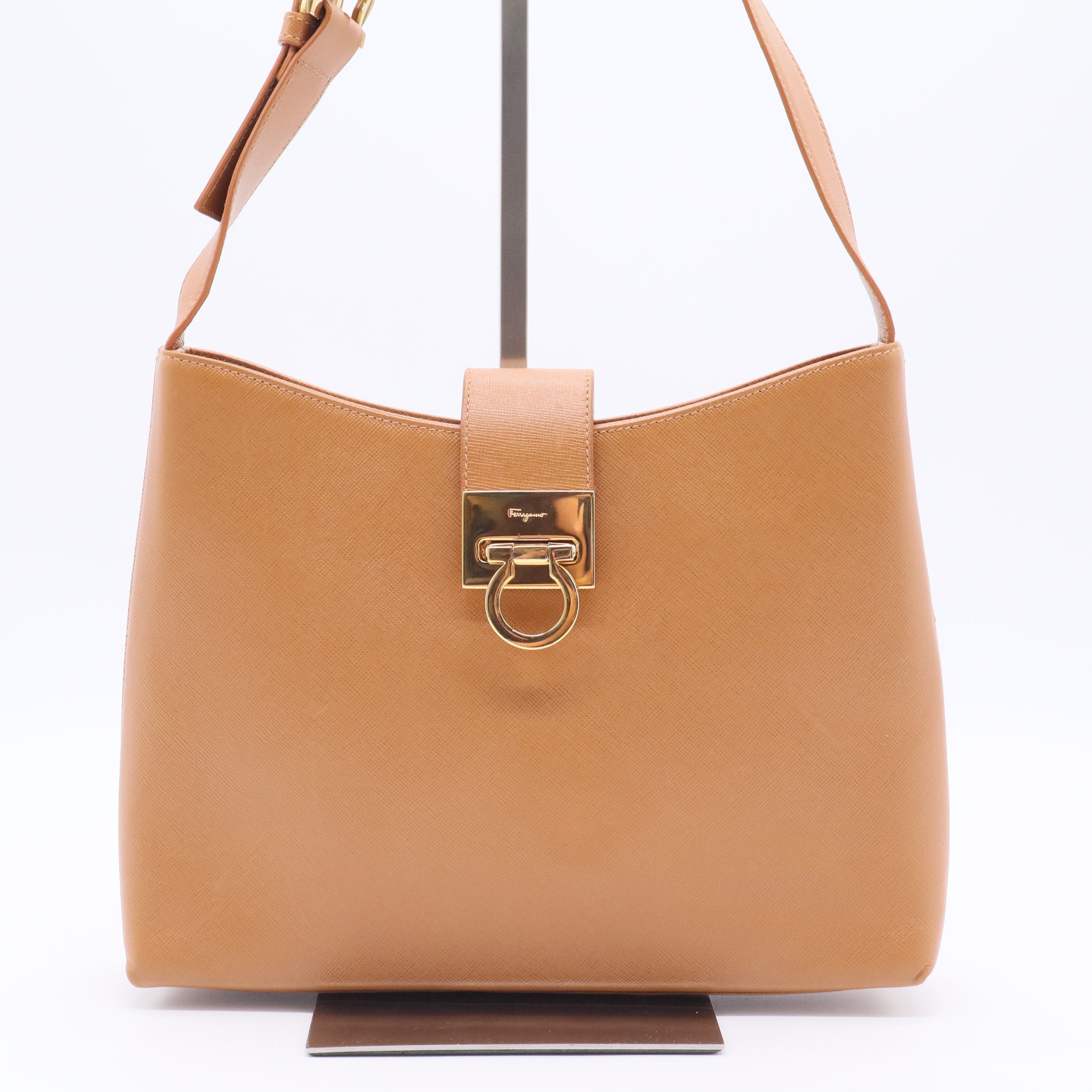 Trifolio Shoulder Bag Leather Gisel