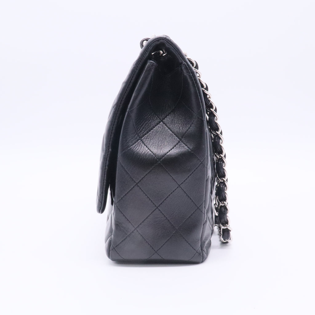 Classic Flap Bag Quilted Lambskin Jumbo Twins