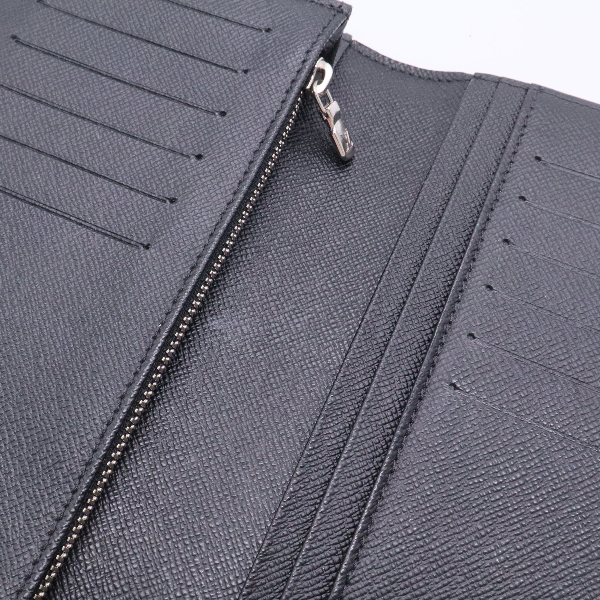 Louis Vuitton Damier Graphite Canvas Brazza Wallet twins