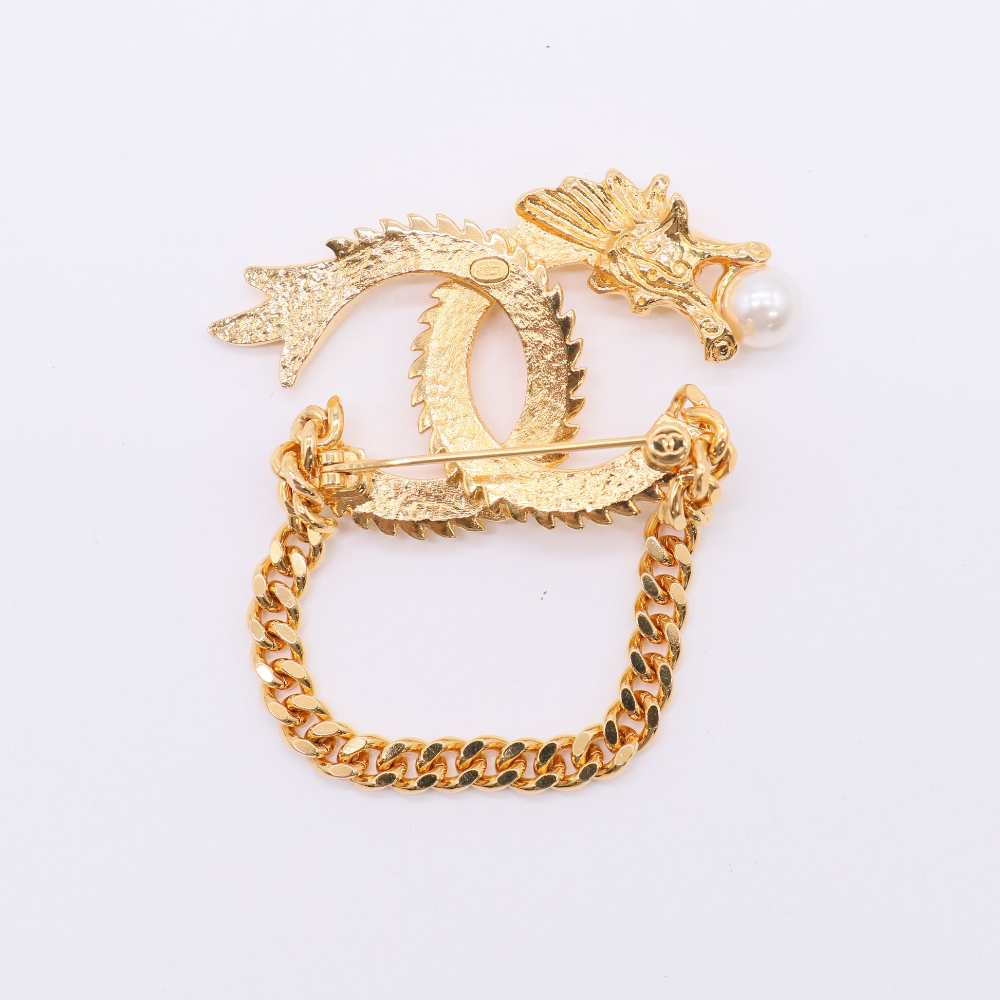 Chanel CC Logo Brooch Gold-Tone Metal twins LDJ5044