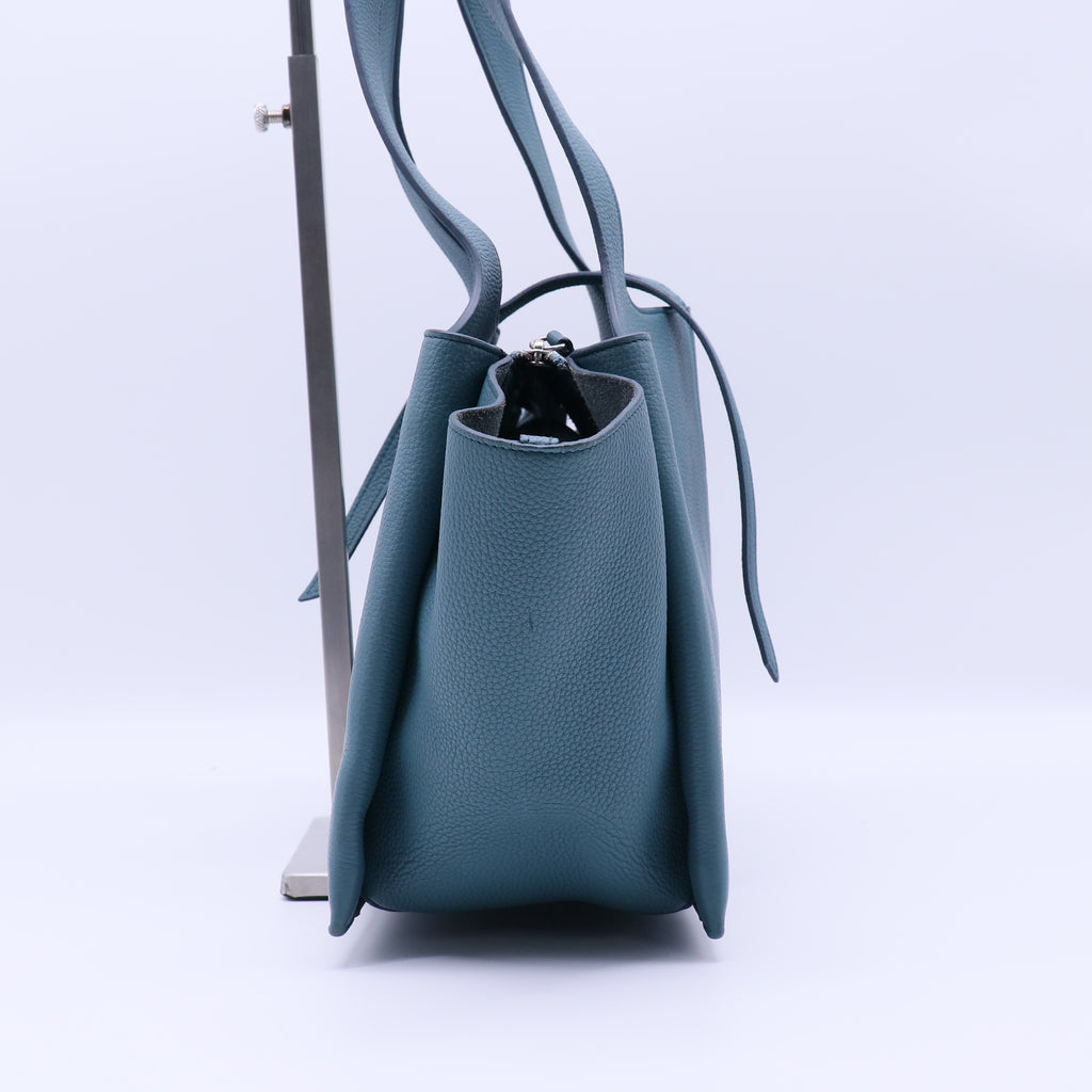 Leather Medium Trifold B22300