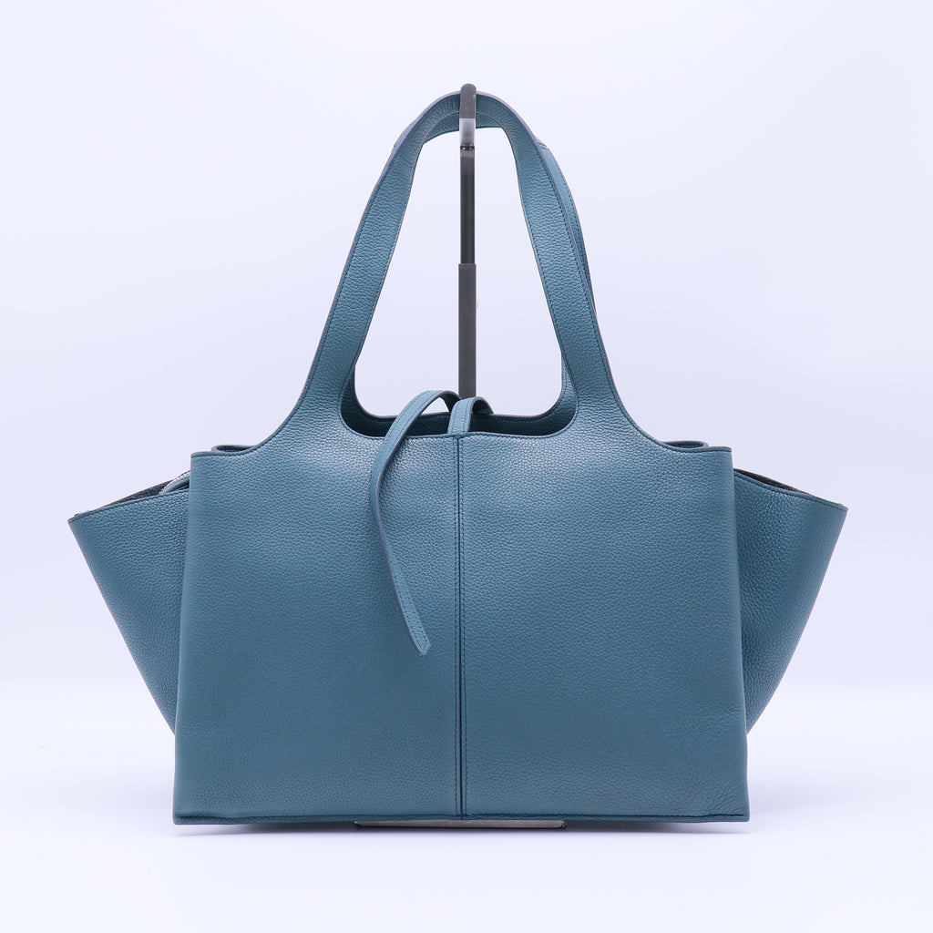 Leather Medium Trifold B22300