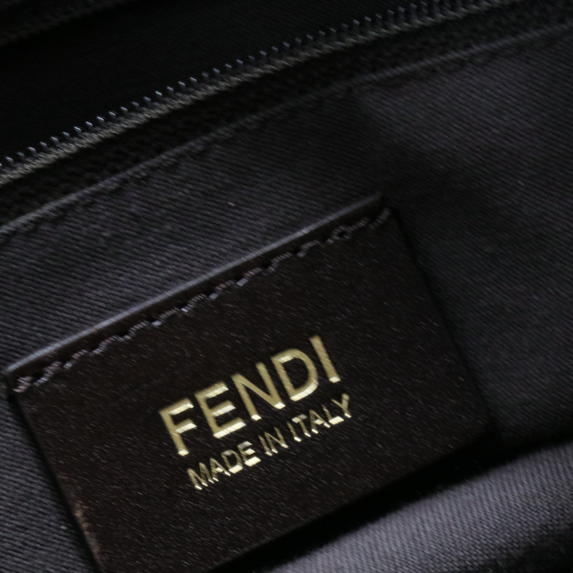 Zucca Mia Handle Bag