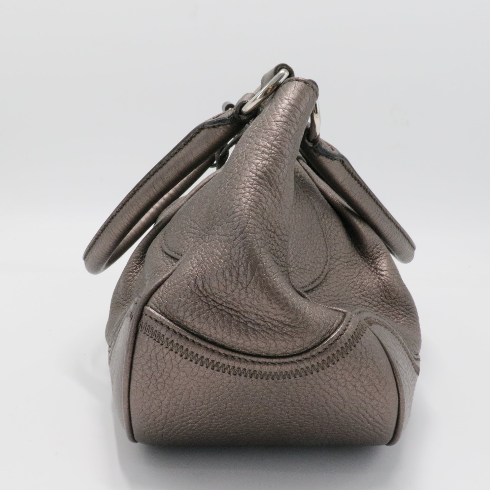 Vitello Daino Sound Lock Shoulder Bag