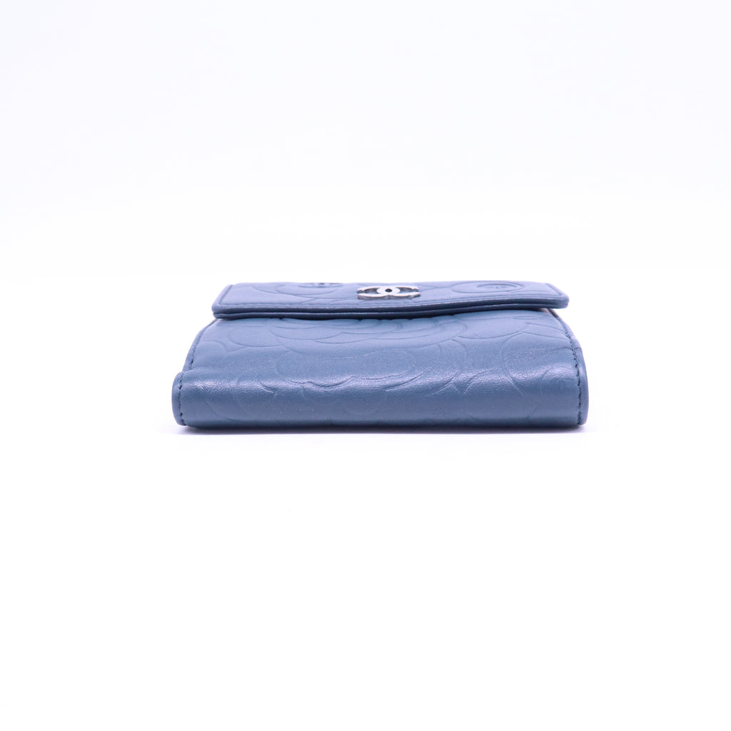 Lambskin Camellia Embossed Compact Wallet Blue W20771
