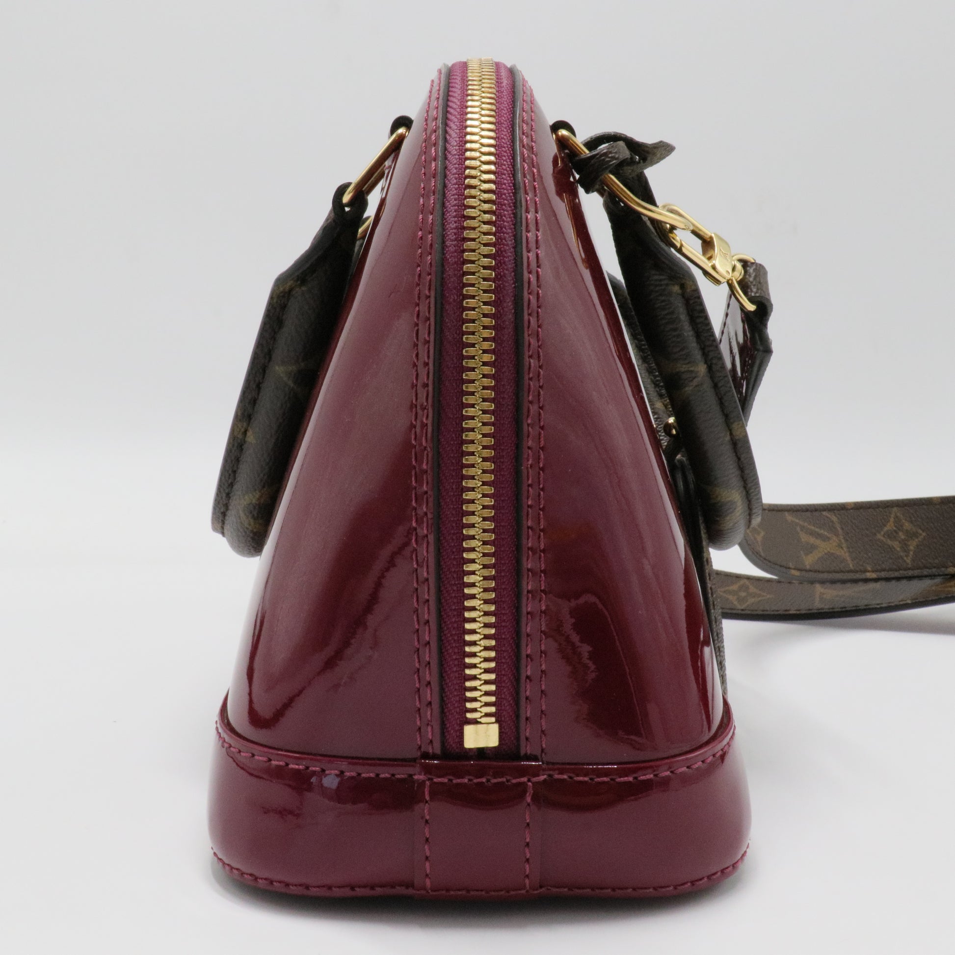 Vernis Miroir Alma BB Handbag