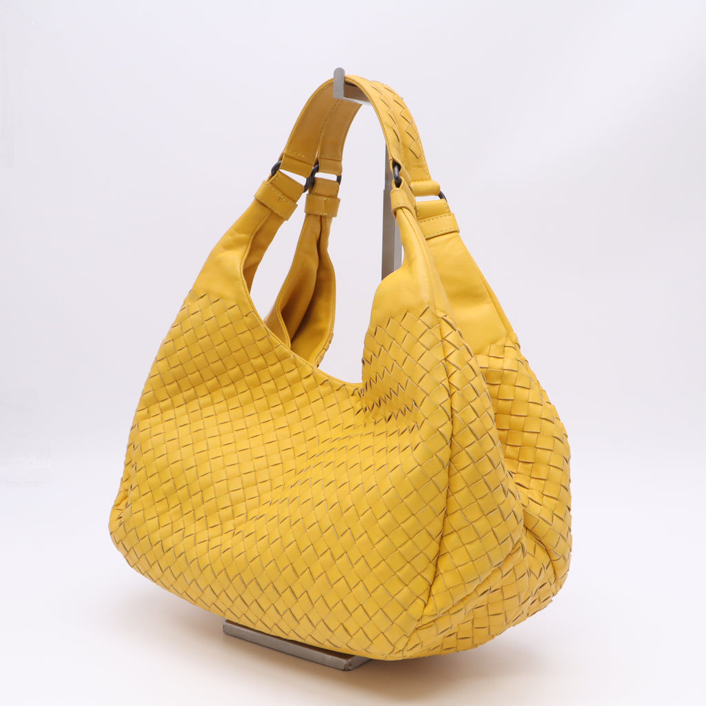 Nappa Intrecciato Medium Campana Buttercup B24017