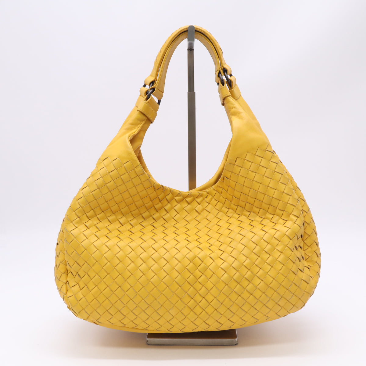 Nappa Intrecciato Medium Campana Buttercup B24017