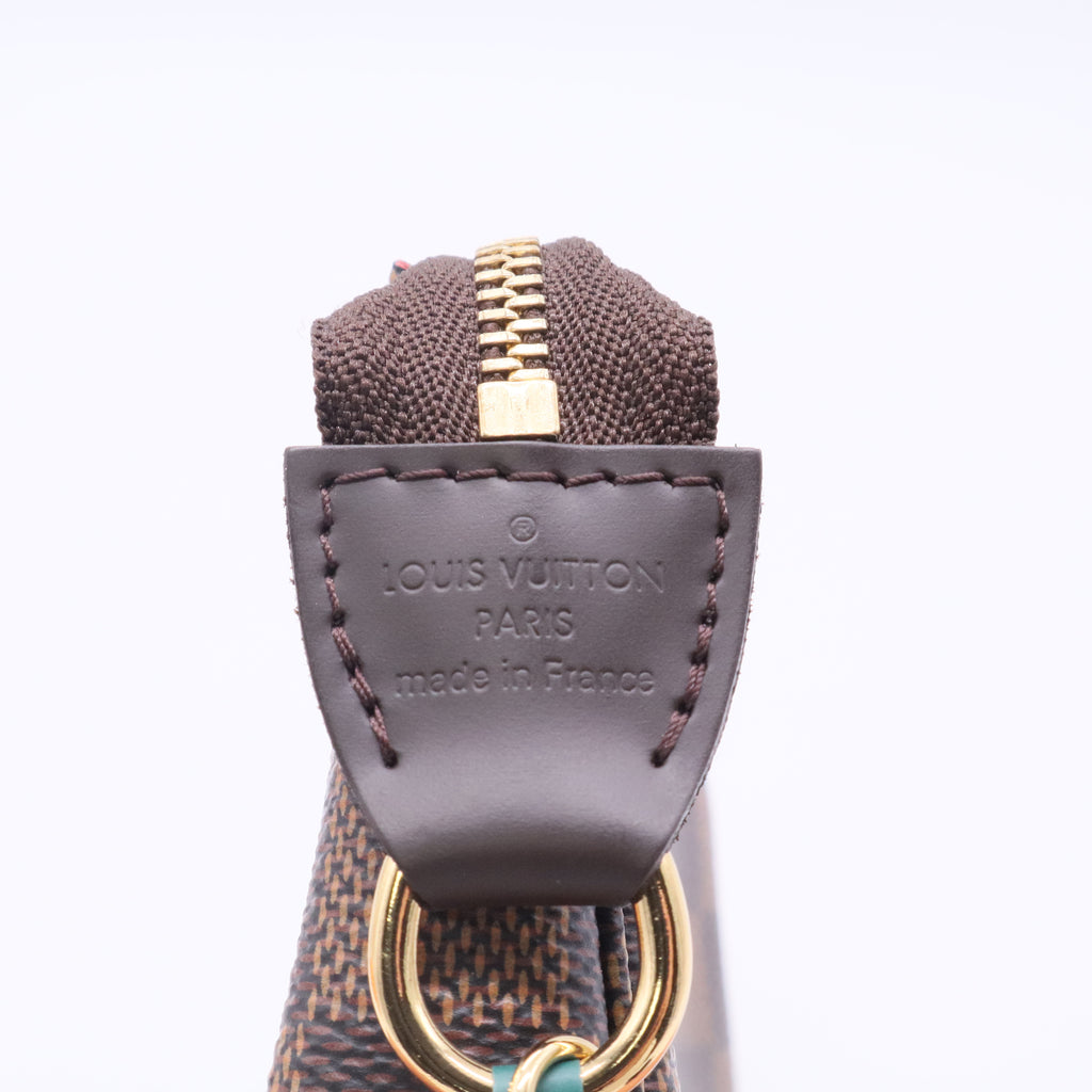 Louis Vuitton Pochette Accessoires Damier Mini Clutch twins