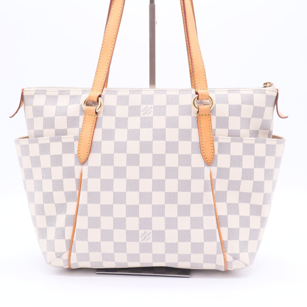 Totally Handbag Damier PM