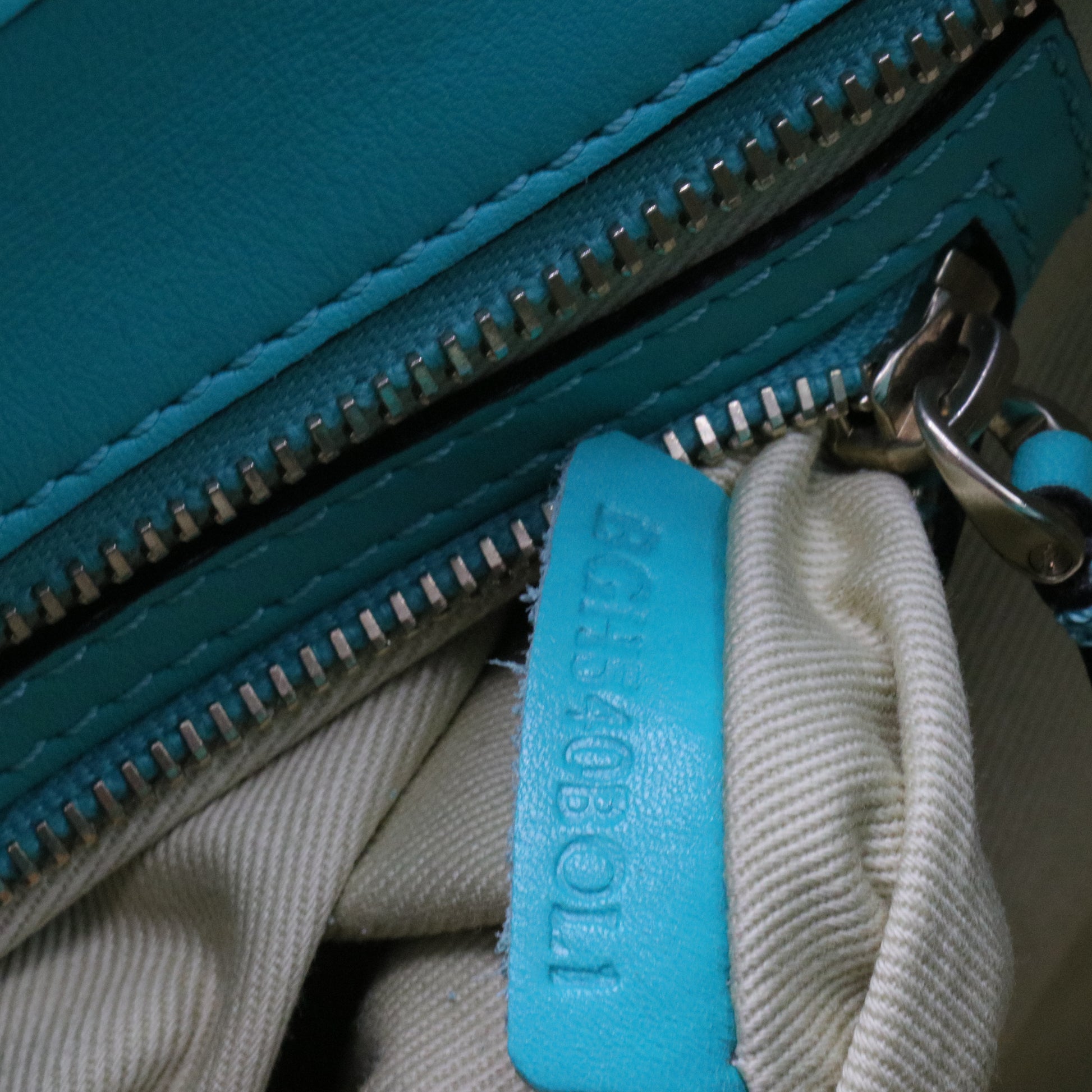 Rockstud Tote Rigid Leather Medium