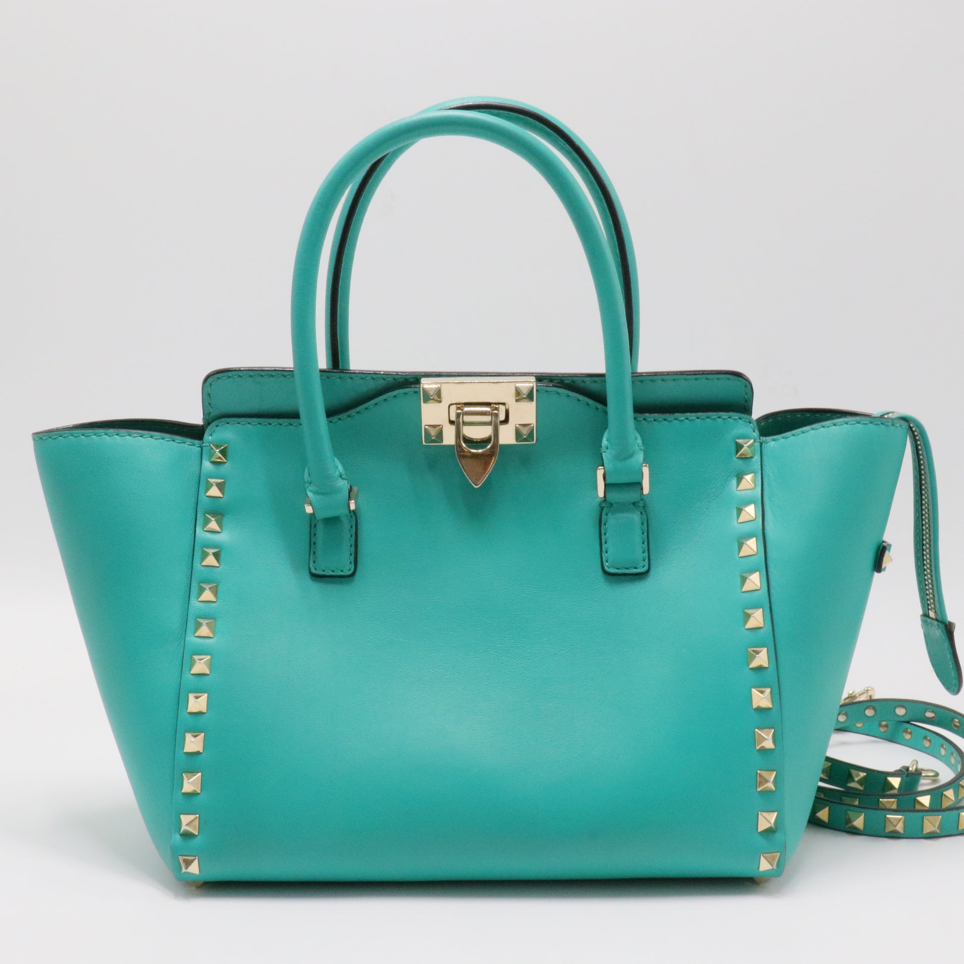 Rockstud Tote Rigid Leather Medium