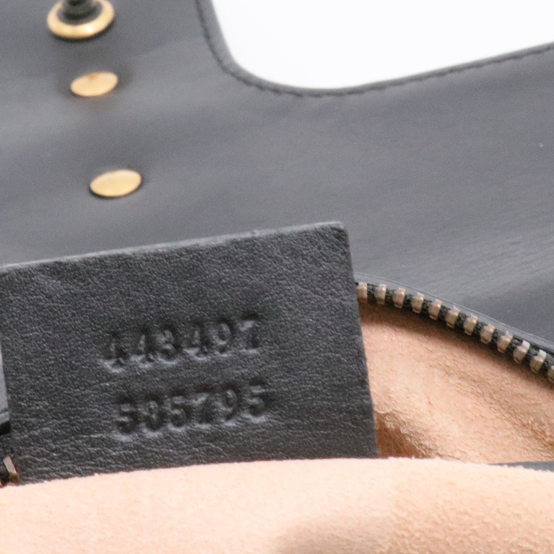 GG Marmont Flap Bag Matelasse Leather Medium