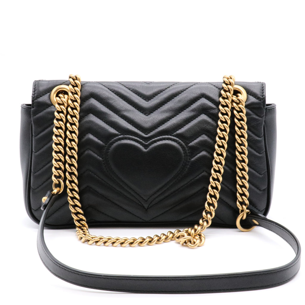 GG Marmont Flap Bag Matelasse Leather Medium