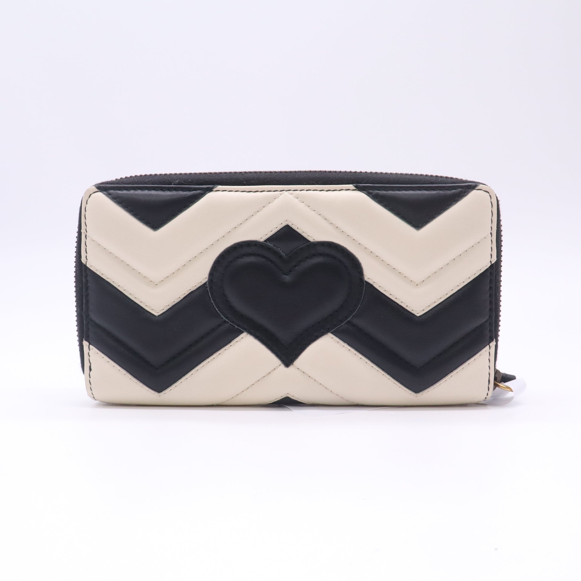 Black/White Chevron Quilted Leather Marmont Zip Around Wallet W22733