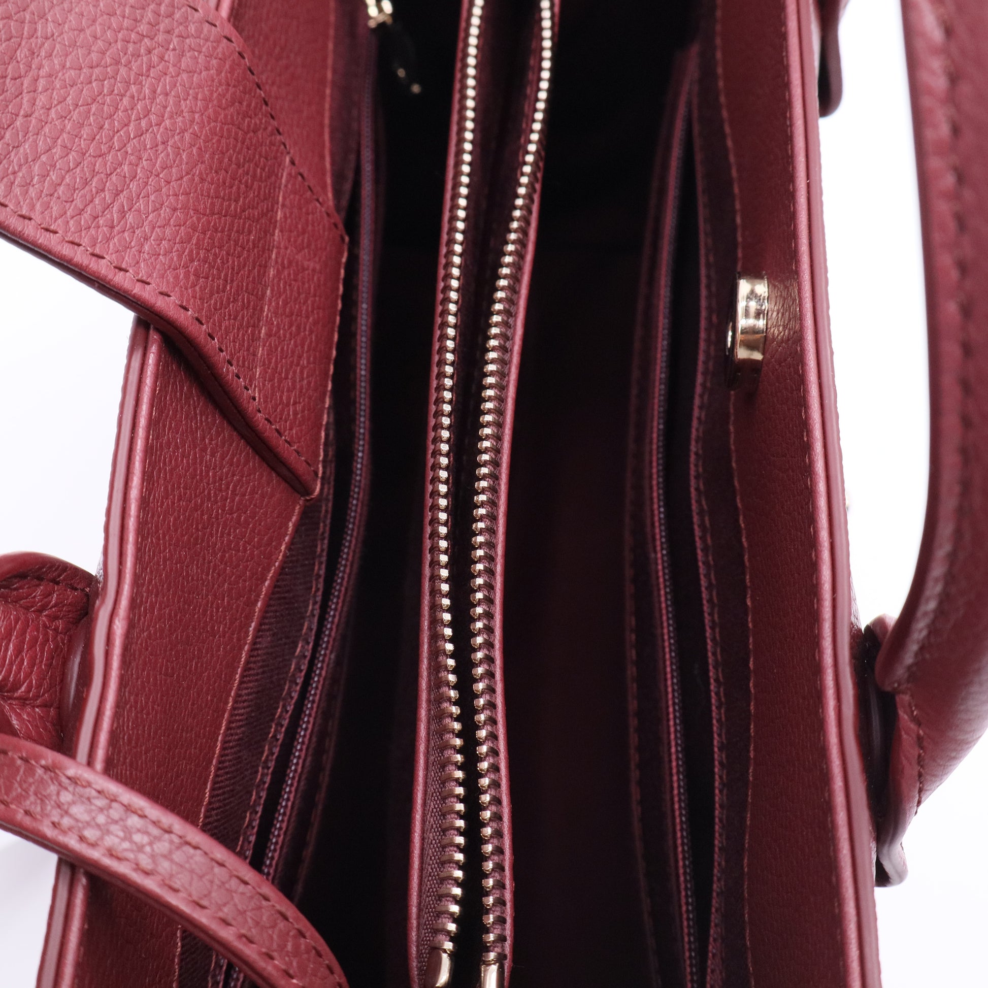 Neo Executive Tote Grained Calfskin Small