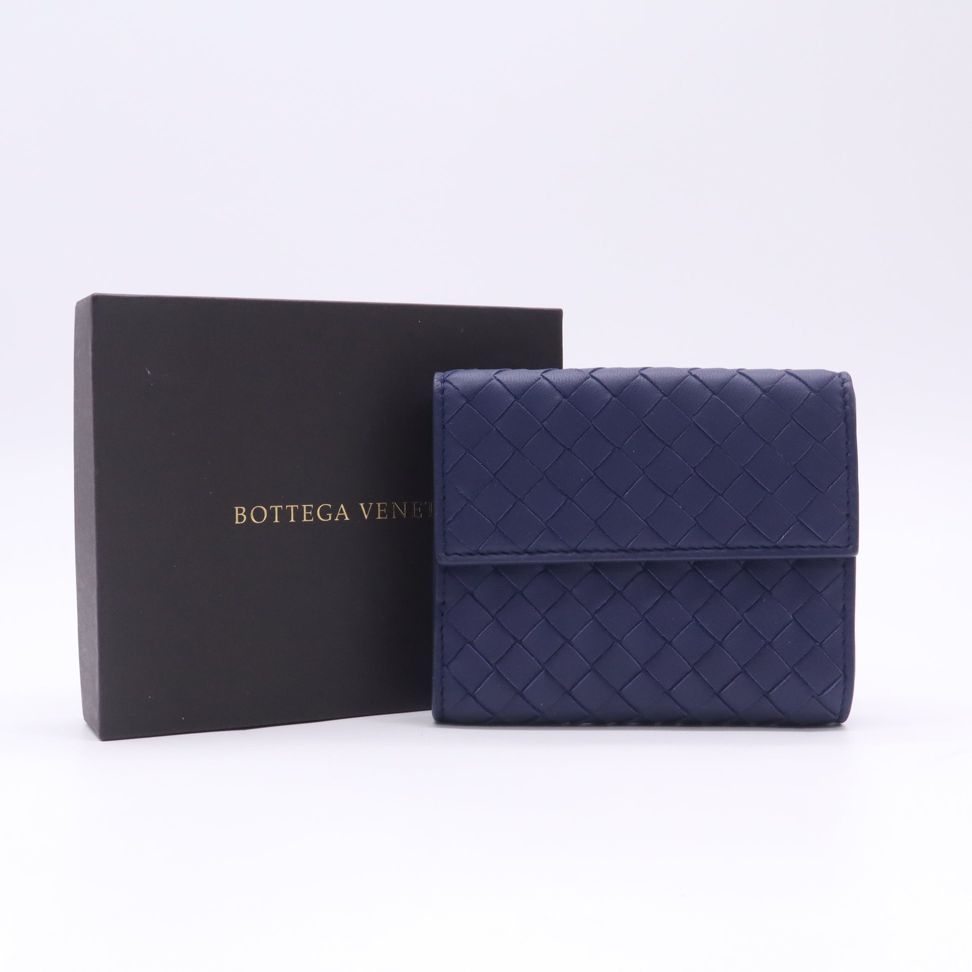 Flap Blue Intrecciato Leather French Wallet W22728