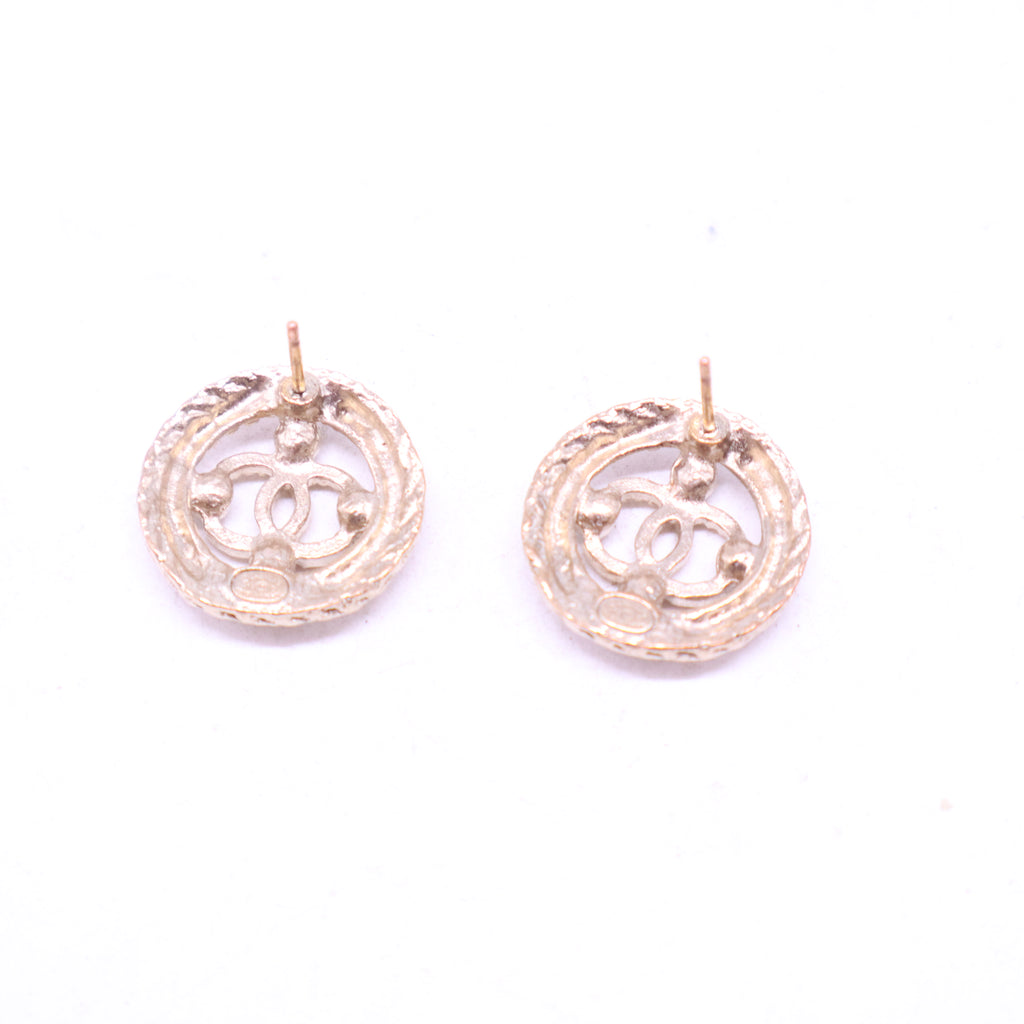 Chanel logo earrings W20928