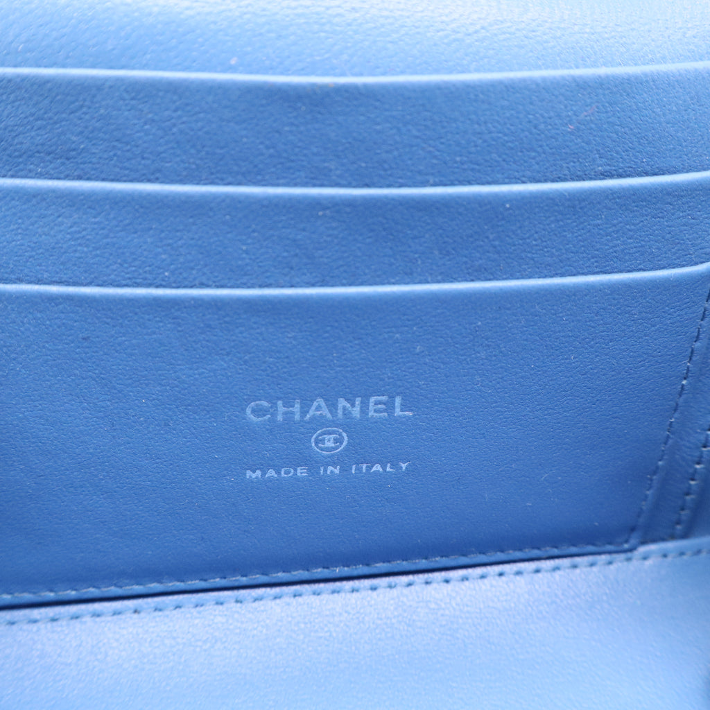 Chanel Denim Camellia Sweetheart Vanity Case twins