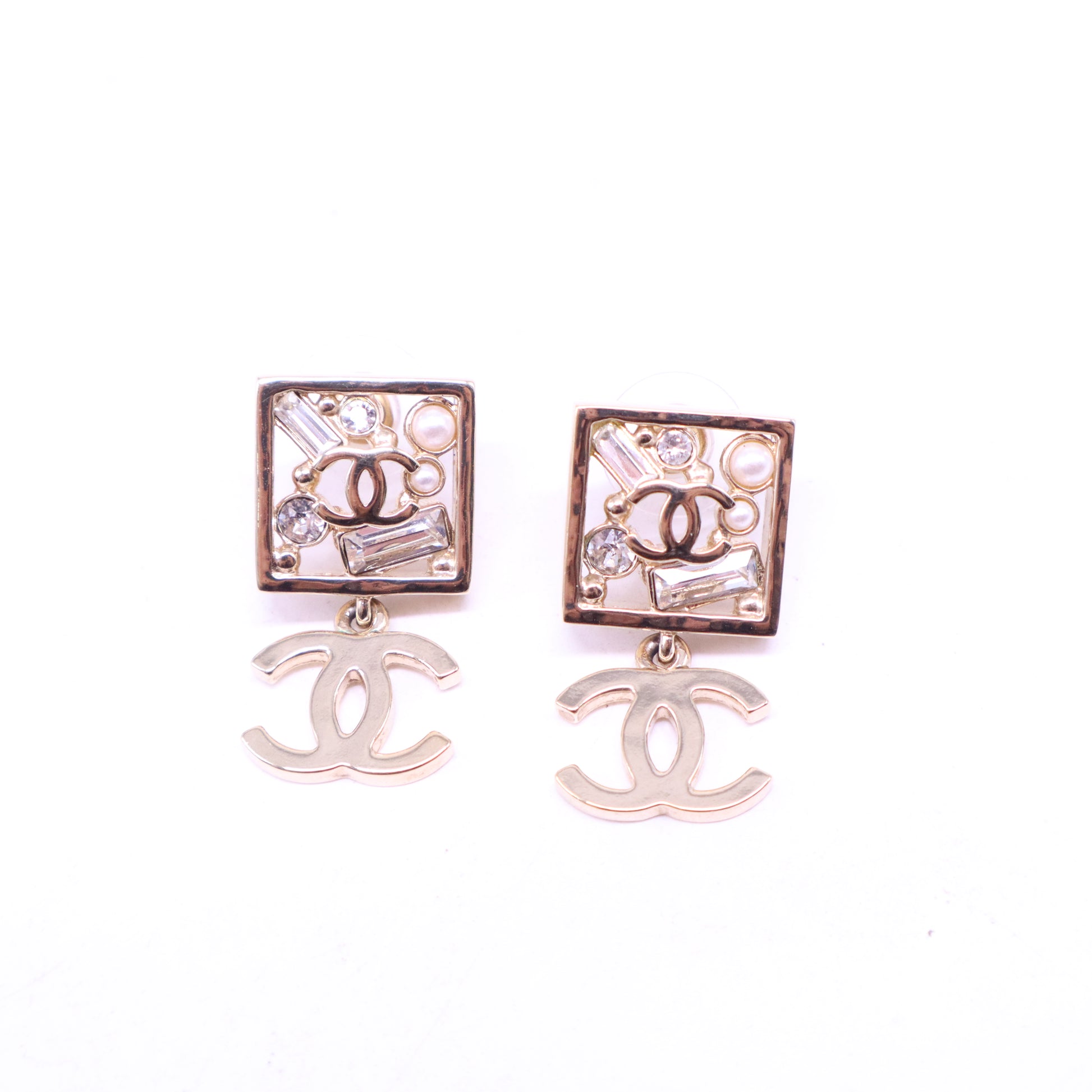 Faux Pearl & Strass Cluster CC Drop Earrings W20683