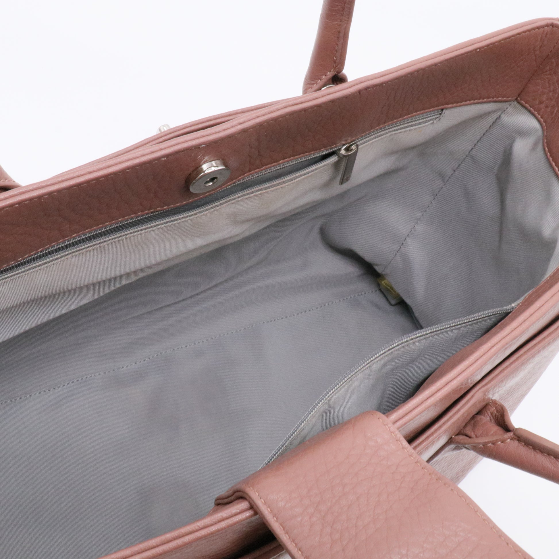 Chanel Cerf Executive Tote Leather Medium