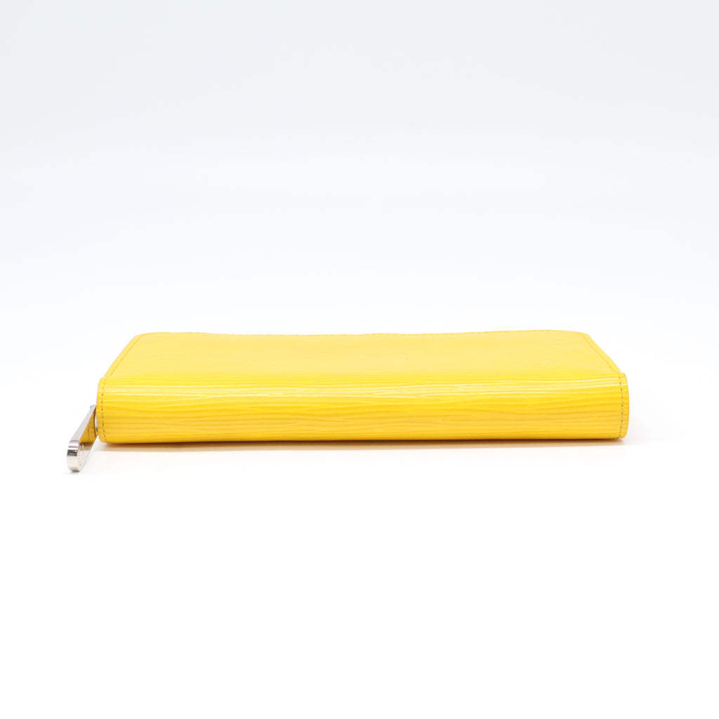Louis Vuitton Epi Zippy Wallet W22024