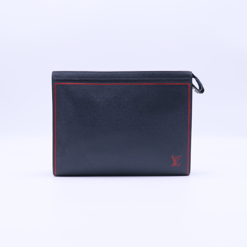 Louis Vuitton Pochette Voyage MM Taiga twins W21585