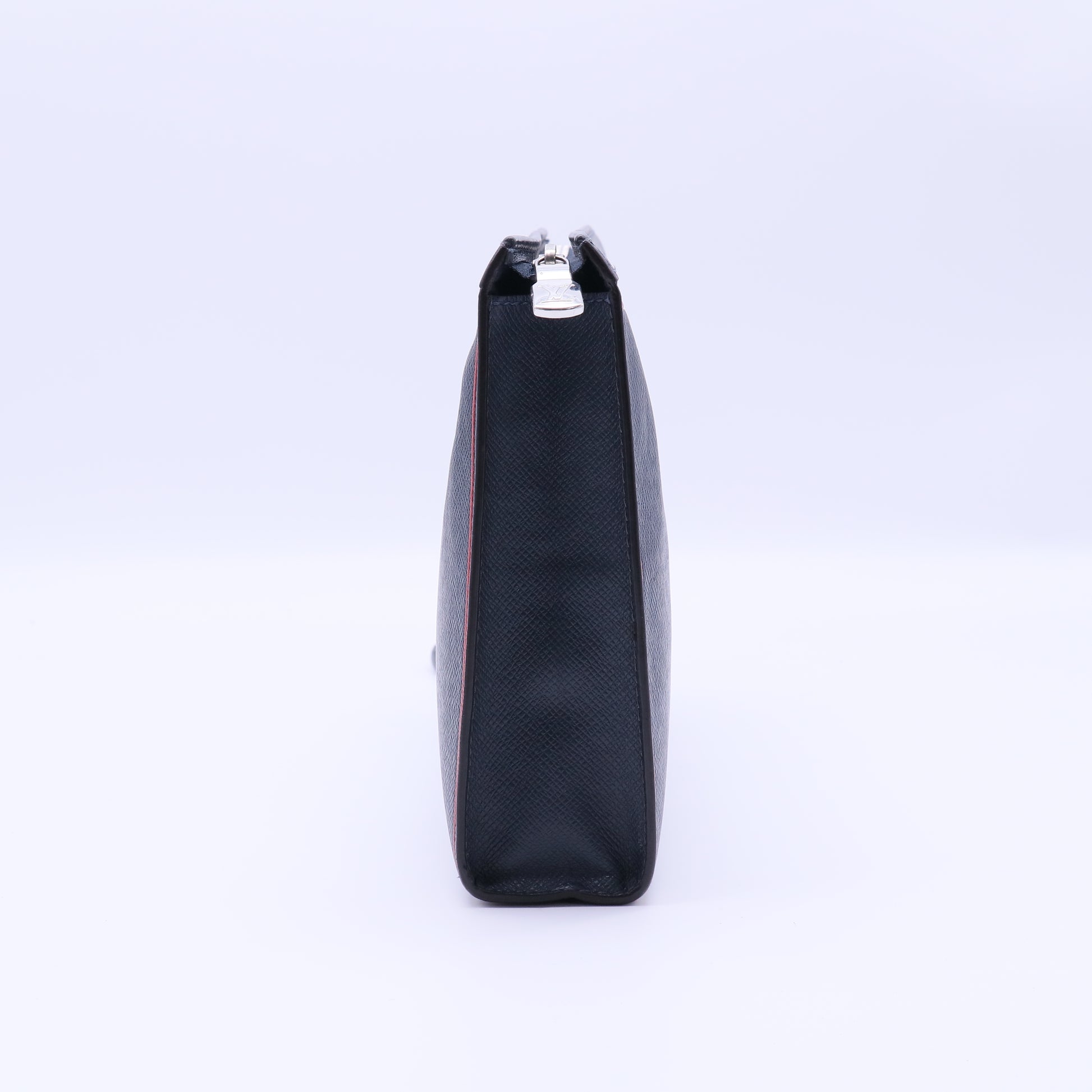 Louis Vuitton Pochette Voyage MM Taiga twins W21585