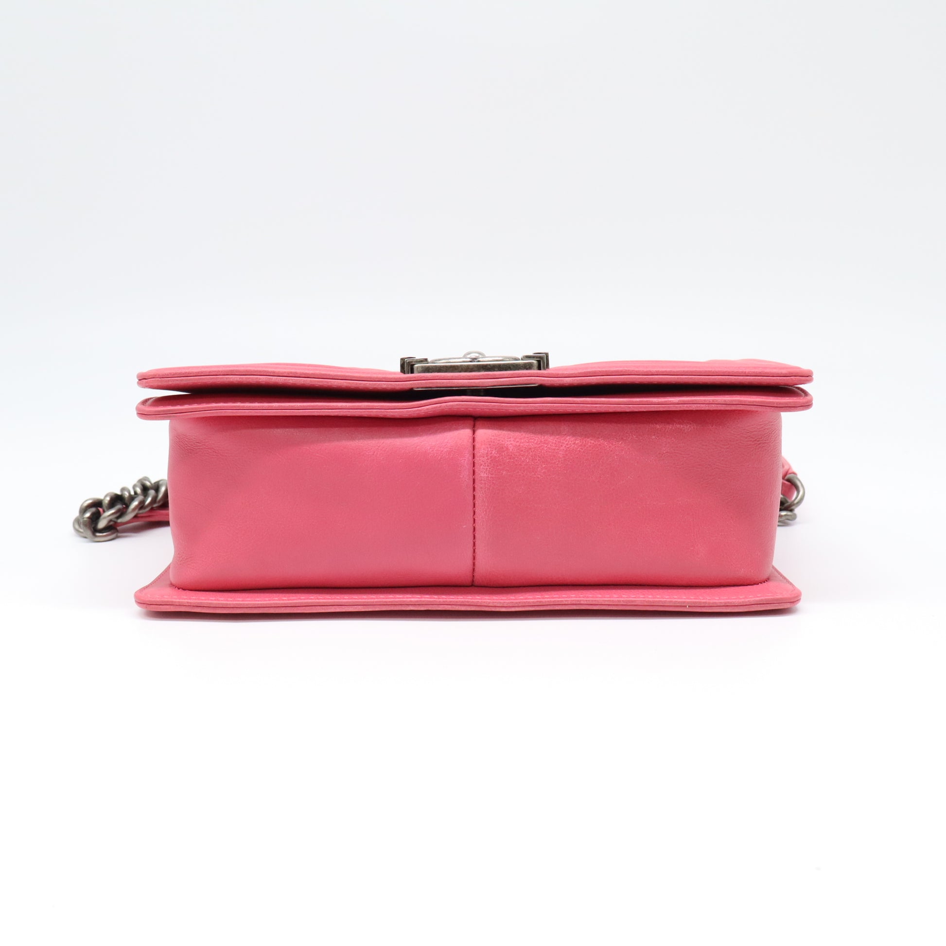 Chanel Boy Bag B22468