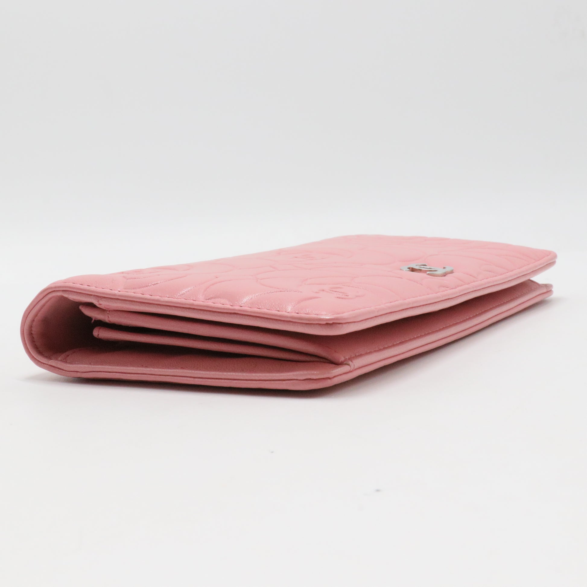 Wallet on Chain Camellia Lambskin