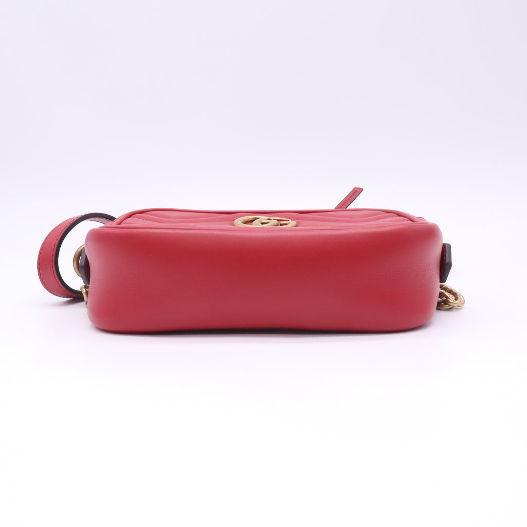 Gucci GG Marmont Matelassé Camera Bag B23580