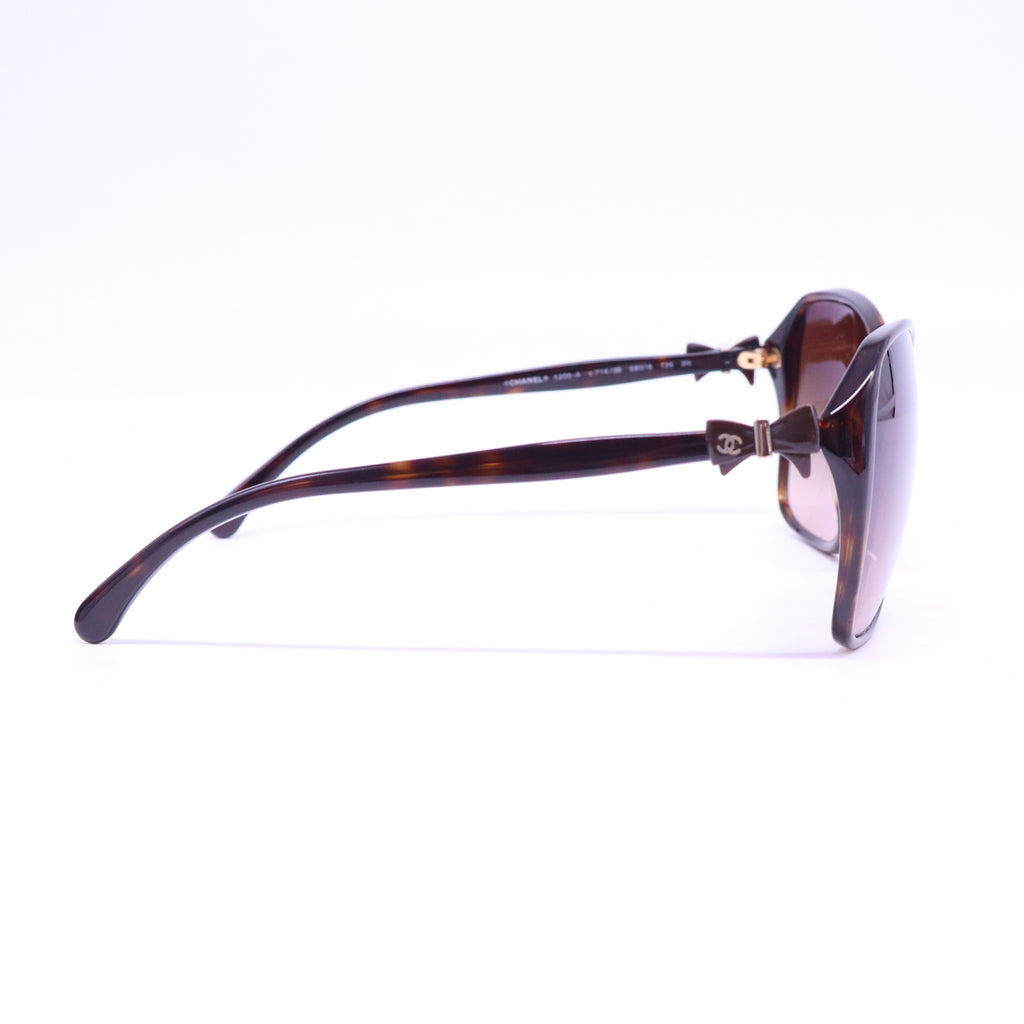 Chanel Sunglasses W20887