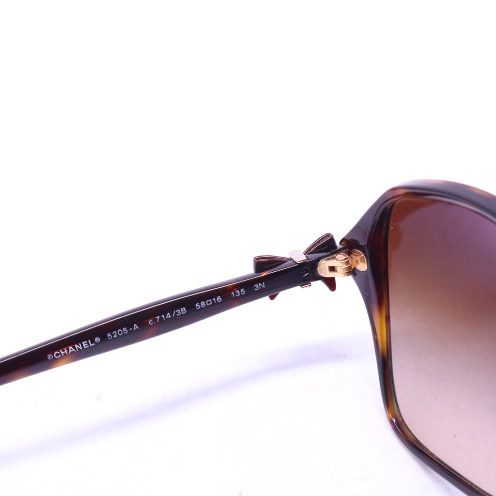 Chanel Sunglasses W20887