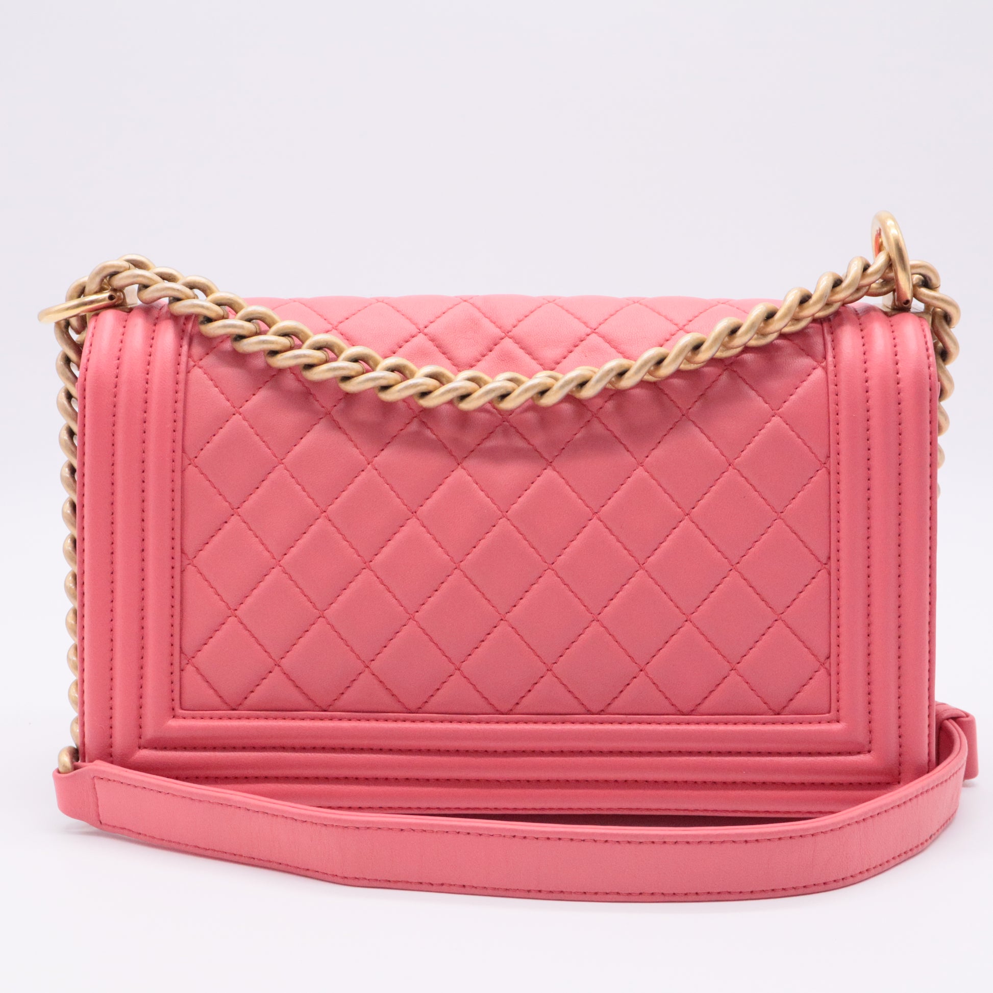 Lambskin Quilted Medium Boy Flap Pink