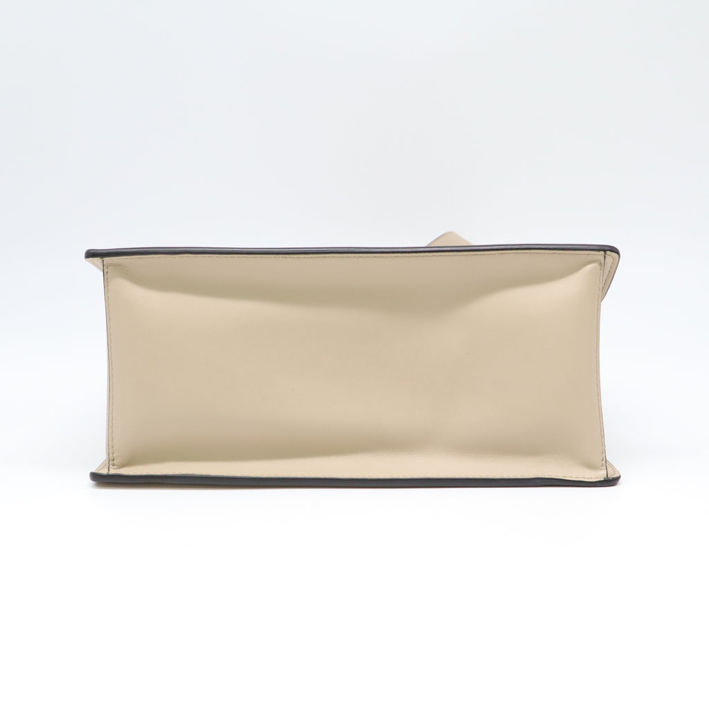 Leather Kan U B22643