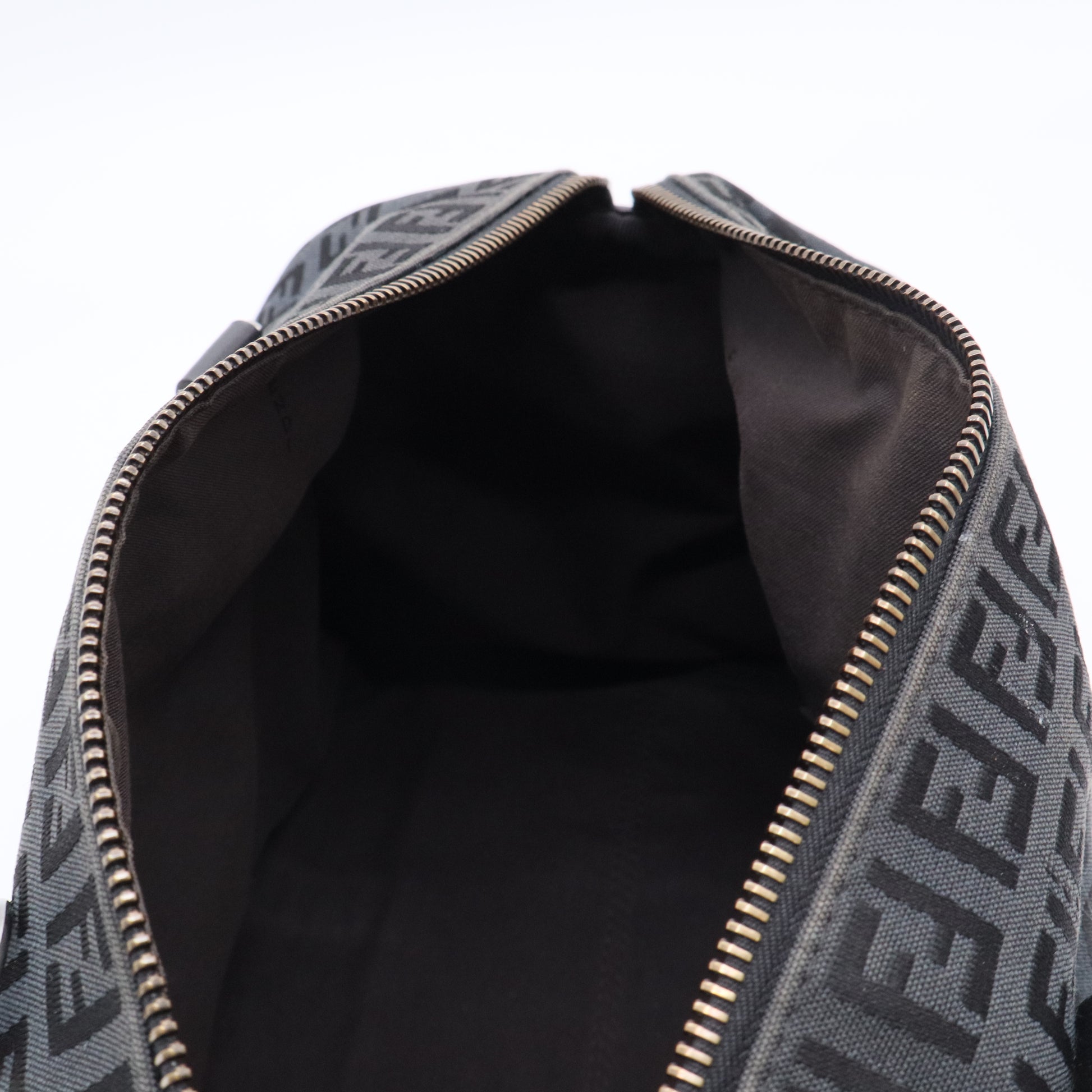 Zucchino Vitello Small Boston Black