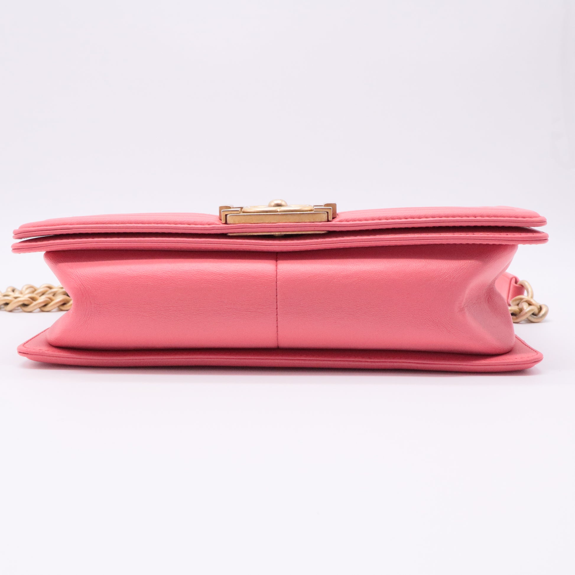 Lambskin Quilted Medium Boy Flap Pink