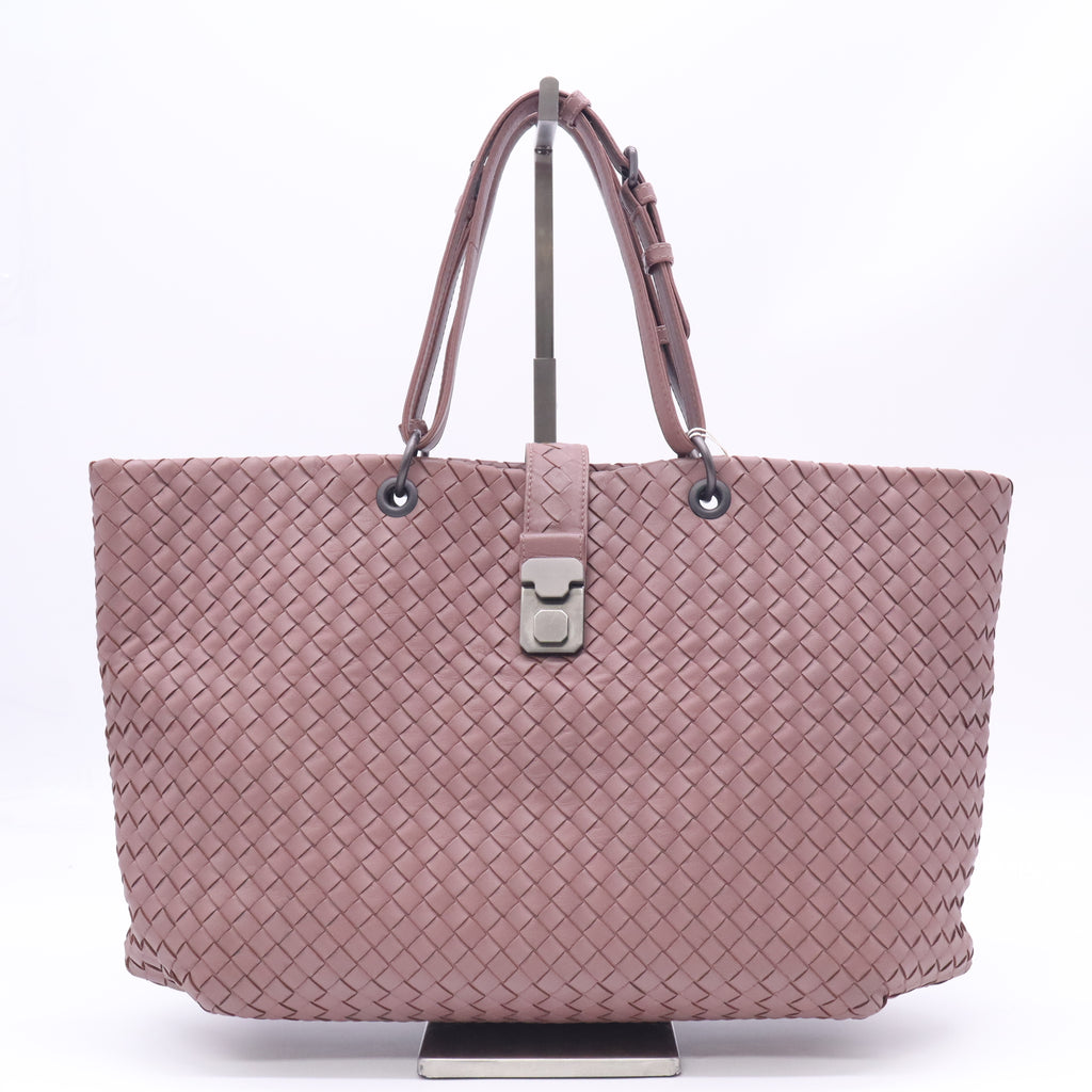 Capri Tote Intrecciato Nappa Medium  B24068