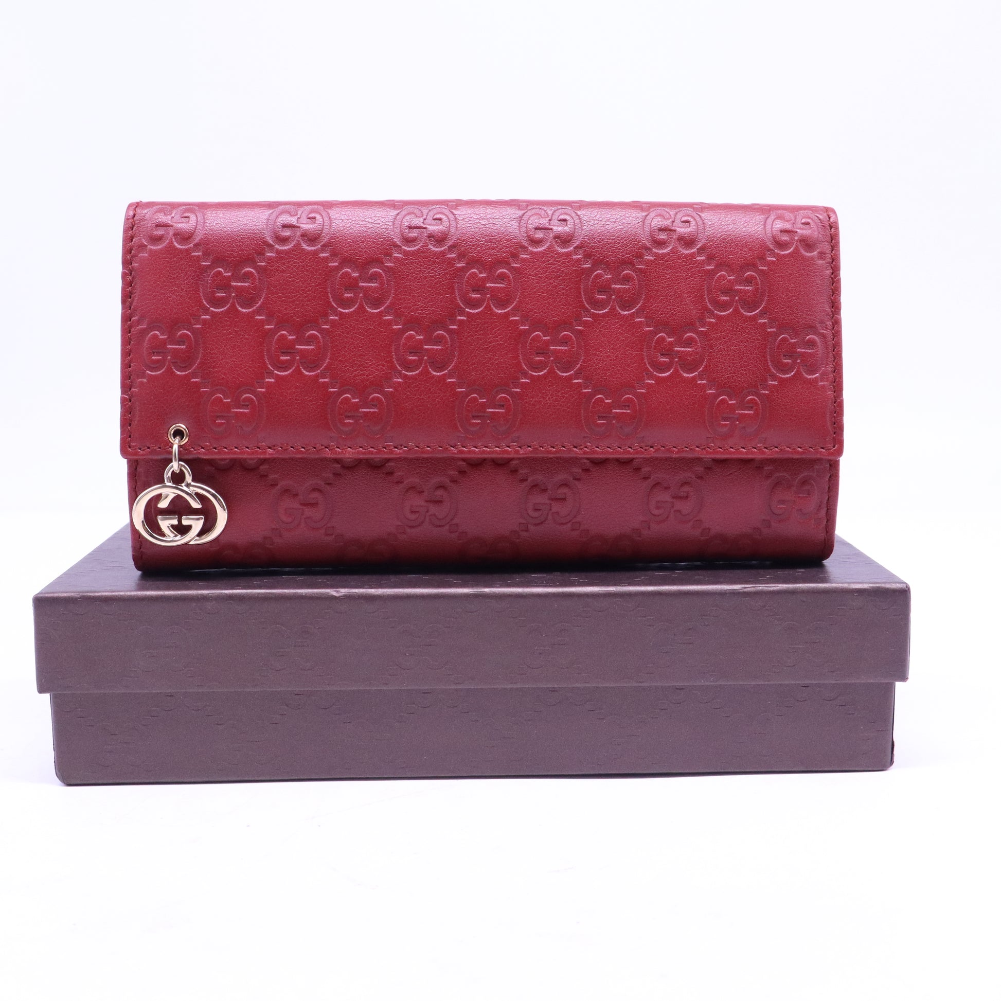 Gucci Red Continental Wallet W20917