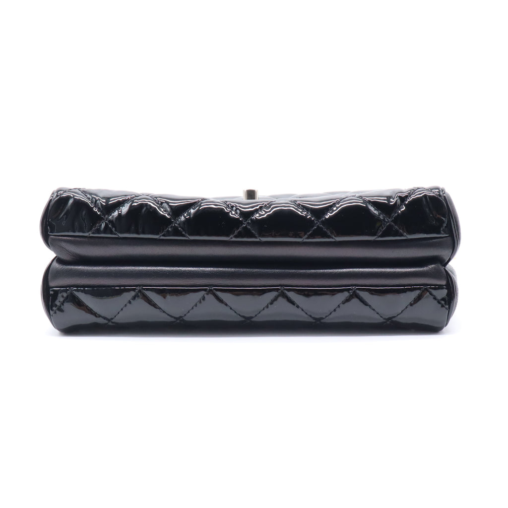 Chanel Mini Square Classic Flap Bag B22229