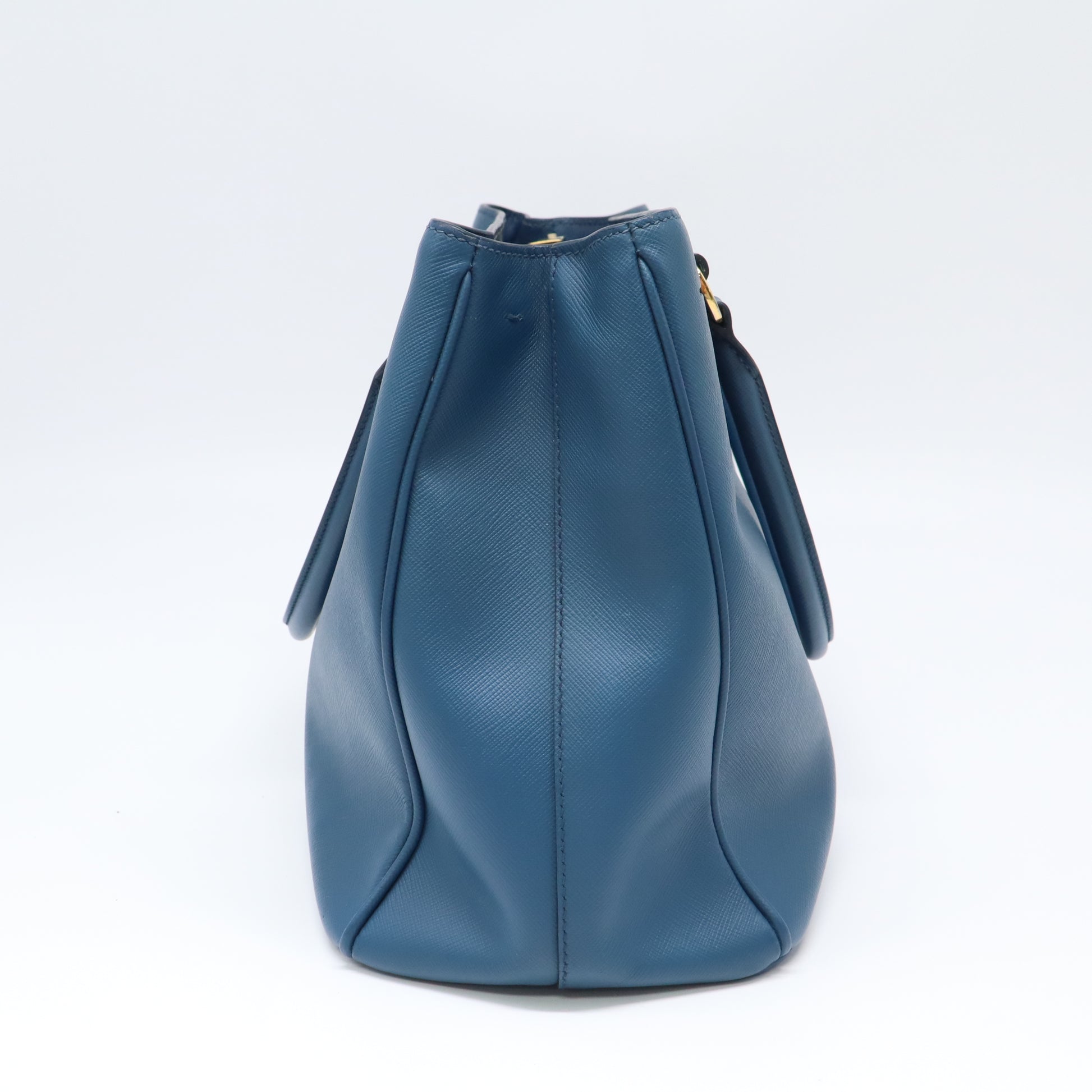 Saffiano Leather Galleria Small B22517