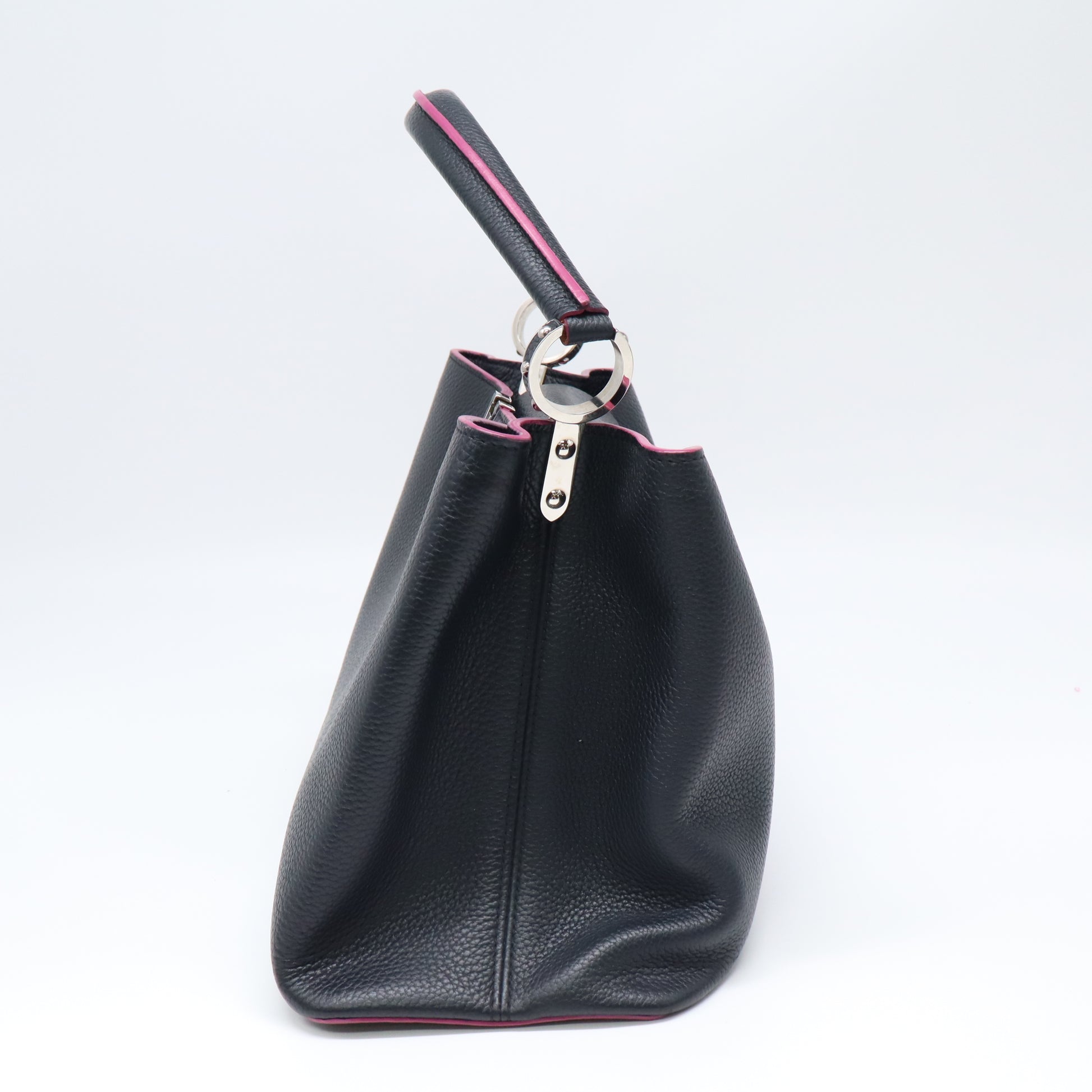 Capucines Bag Leather MM B22606