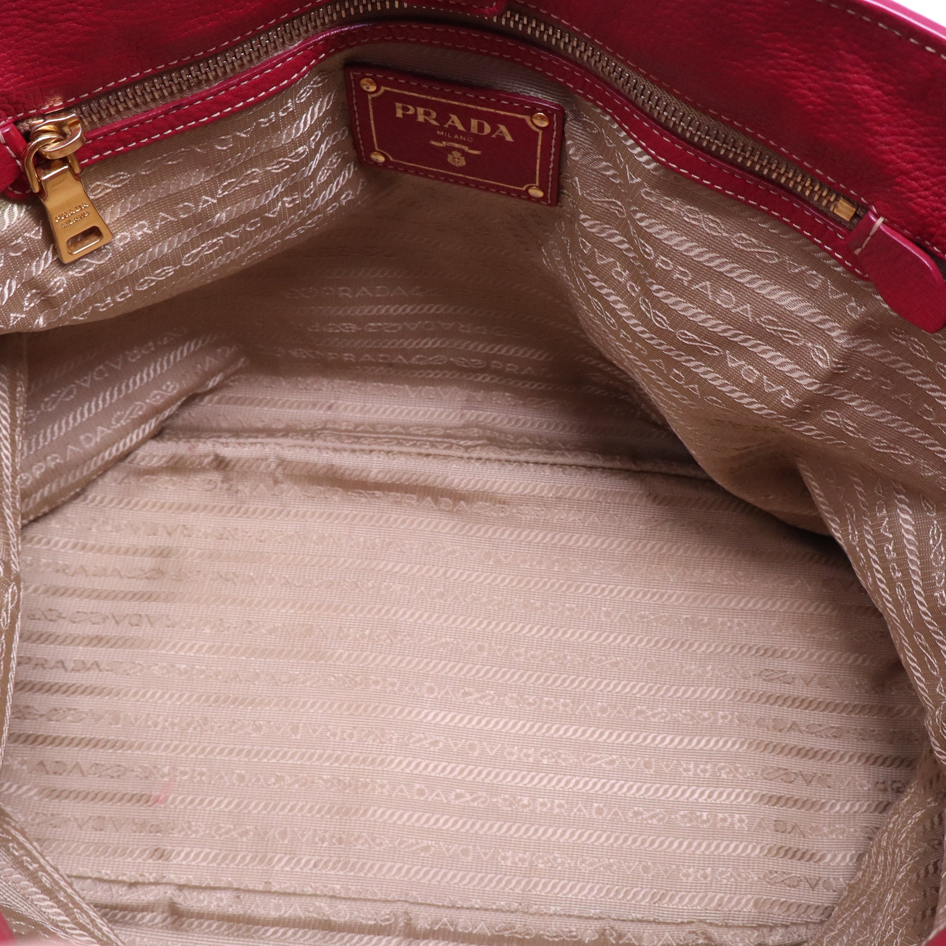 Vitello Daino Leather Tote B20934