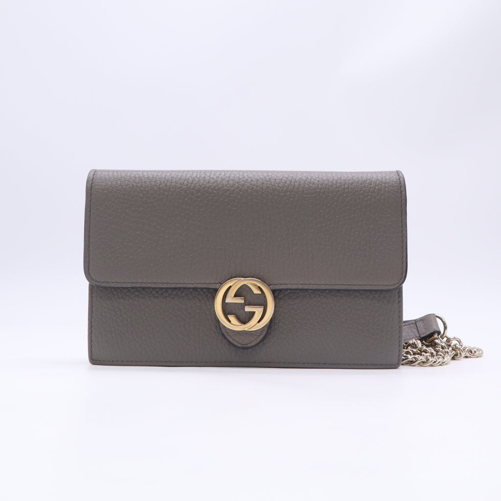 Interlocking Wallet on Chain Leather B24036