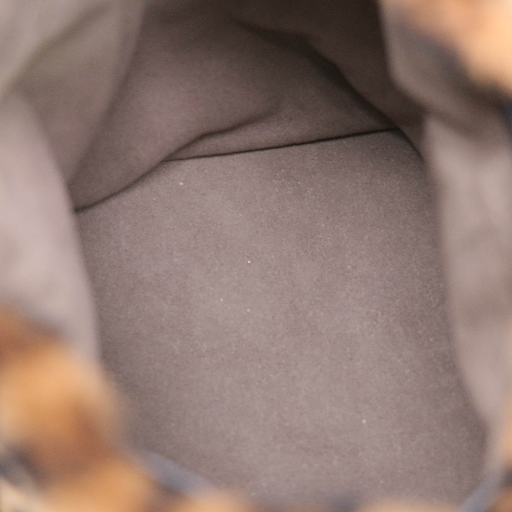 Shearling Vitello Dolce F is Fendi Macro FF 1974 Mini Mon Tresor Bucket Bag Twins