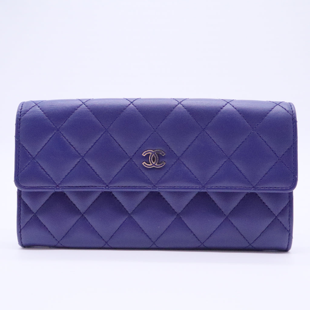 Calfskin Quilted Fancy CC Wallet On Chain WOC Blue