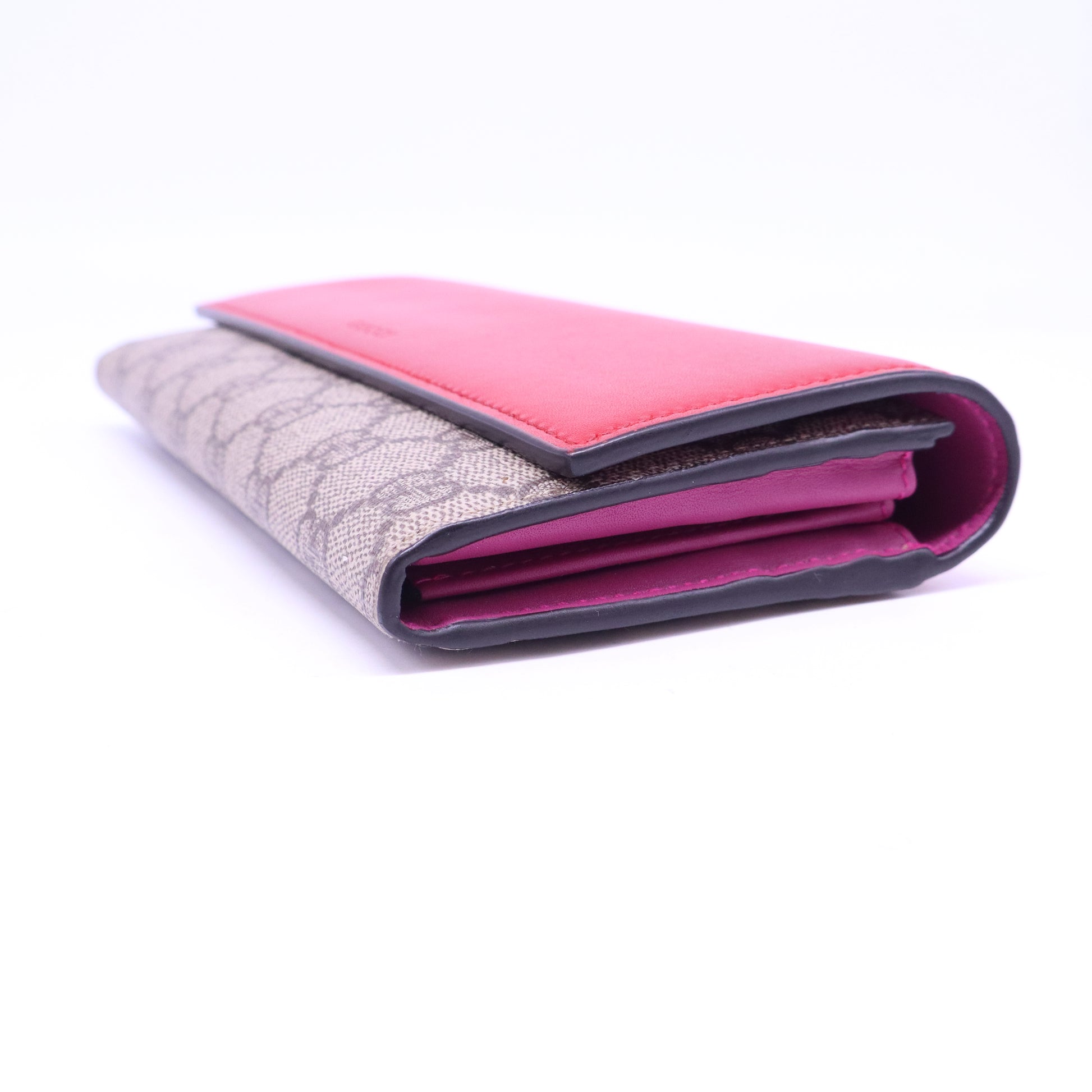 Beige/Red GG Supreme Canvas and Leather Continental Wallet W20689